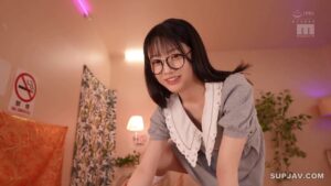 คลิปหลุด JAV หมอนวดหีฟิตโดนเรียกขึ้นห้องเย็ดสด ซอยหีกระแทกแรงแตกในคาหี