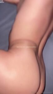 สาวหุ่นเซ็กซี่โดนควยใหญ่ซอยหีดุเดือด เย็ดสดไม่ยั้ง แตกในคาหีมิด