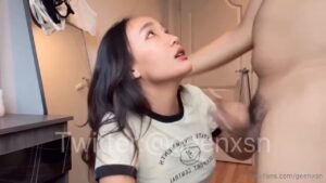 คลิปหลุด OnlyFans น้องกรีน นมใหญ่ตัวเล็ก โดนควยใหญ่กระแทกหีแรงแตกคาหีแบบไม่ถอน